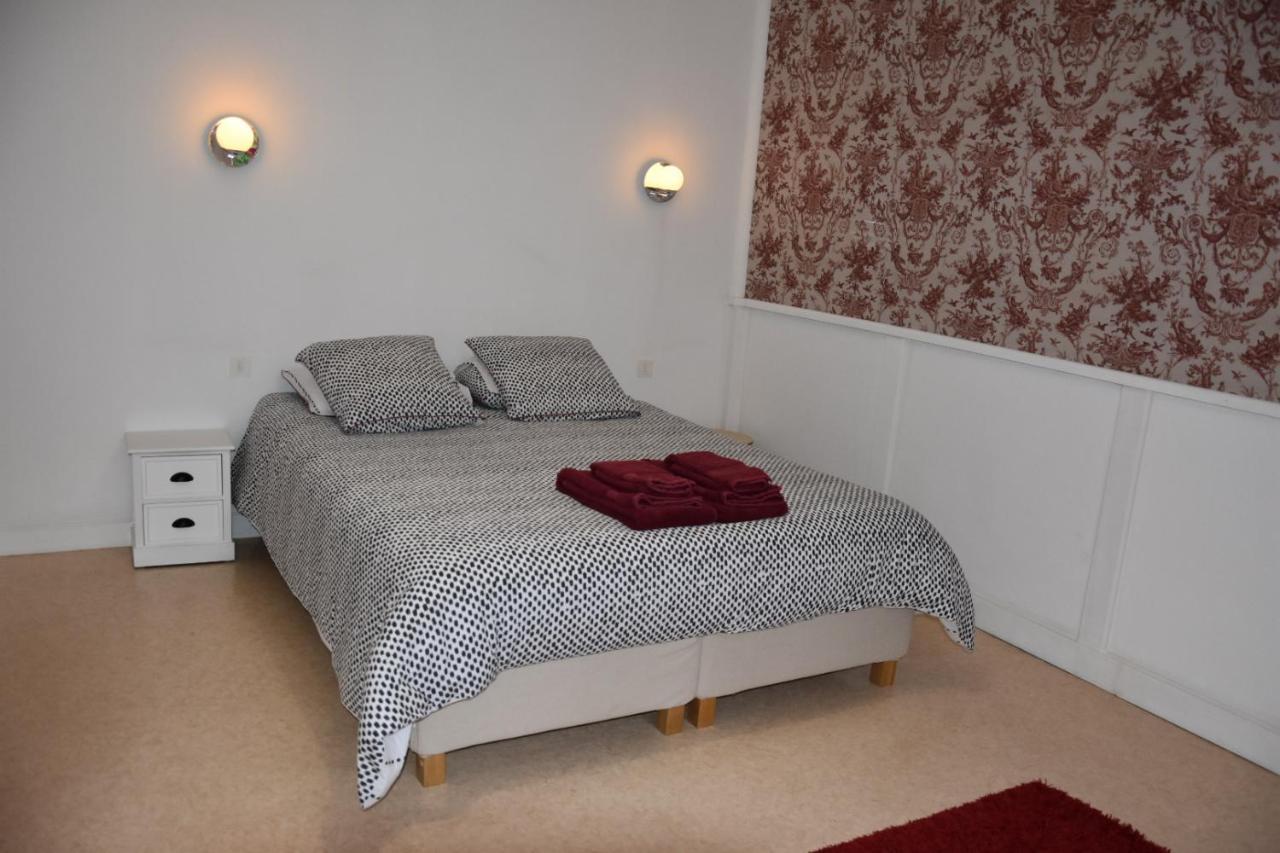 Ker-Loen Bed & Breakfast Val-Couesnon Bagian luar foto