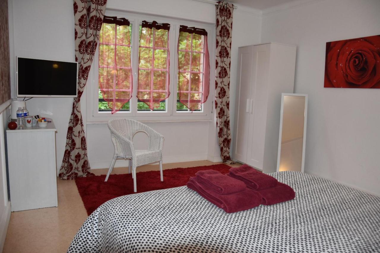 Ker-Loen Bed & Breakfast Val-Couesnon Bagian luar foto