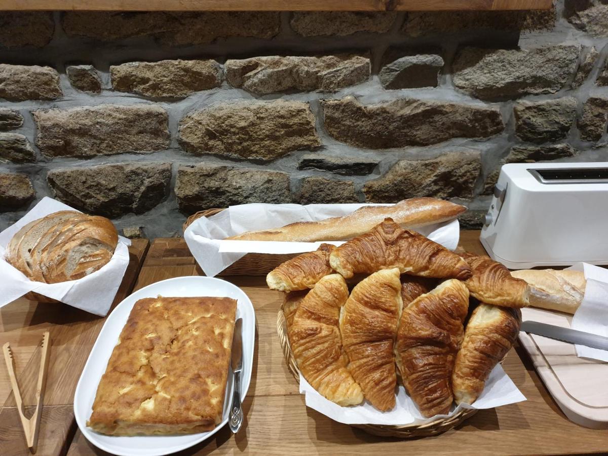 Ker-Loen Bed & Breakfast Val-Couesnon Bagian luar foto