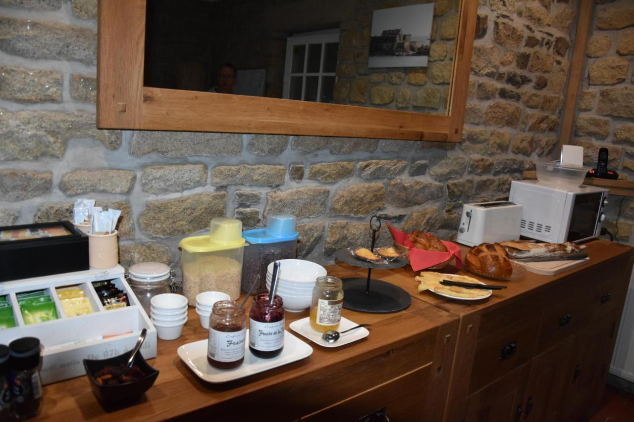 Ker-Loen Bed & Breakfast Val-Couesnon Bagian luar foto